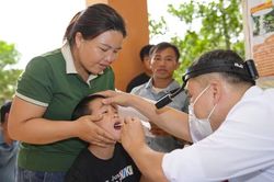 Chủ động nhập cuộc cùng y tế cơ sở
