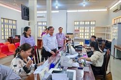 Tinh gọn bộ máy: Tổ chức lại các đầu mối, hướng tới hiệu quả, thực chất