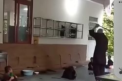 Tiếng roi ở chùa, những trận đòn ở nhà và câu hỏi ai bảo vệ trẻ?
