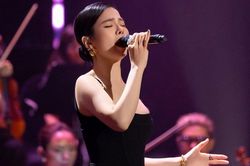 Lệ Quyên lần đầu hát live ca khúc mới, khán giả nghe xong đồng loạt đưa ra yêu cầu