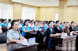 Trang bị phong thái, kỹ năng giao tiếp, ứng xử công sở cho hội viên phụ nữ
