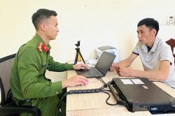 Công an xã Tiên Lục bắt giữ đối tượng tàng trữ ma túy