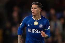 Chelsea ra tối hậu thư 120 triệu bảng cho Man City trong thương vụ chuyển nhượng Enzo Fernandez