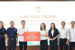 Đà Nẵng trao 1 tỷ đồng hỗ trợ nhân dân tỉnh Lào Cai khắc phục hậu quả thiên tai