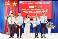 Phường Mỹ Tho: Công bố các quyết định sắp xếp trường học và công tác cán bộ