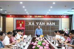 Đoàn giám sát của HĐND tỉnh làm việc với xã Văn Bàn về công tác bồi thường, hỗ trợ, tái định cư