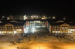 Xuyên đêm thi công dự án trường nội trú biên giới A Mú Sung