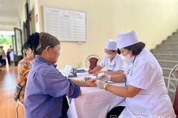 Trung tâm Y tế khu vực Tam Dương khám bệnh miễn phí cho người dân