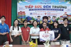 Thung Nai: Nhiều công trình, phần quà tiếp sức học sinh đến trường