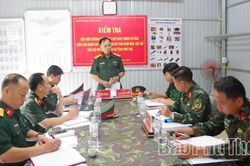 Cấp mới chứng chỉ năng lực r&agrave; ph&aacute; bom m&igrave;n, vật nổ cho Bộ CHQS tỉnh Ph&uacute; Thọ