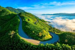 Xây 'đường băng' để du lịch miền Trung - Tây Nguyên bứt tốc