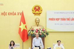 Ủy ban Ph&aacute;p luật v&agrave; Tư ph&aacute;p họp Phi&ecirc;n to&agrave;n thể lần thứ 10