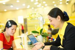 Nam A Bank giảm lãi suất vay tới 1,8%/năm hỗ trợ doanh nghiệp