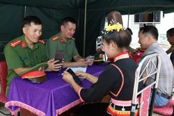Chung sức, đồng lòng xây dựng thế trận lòng dân nơi biên cương Mường Lèo