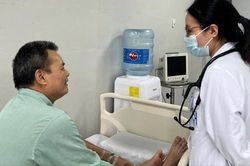 Ăn thịt chó nghi nhiễm bả chuột, bệnh nhân ung thư nguy kịch