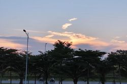 Ngắm hoàng hôn ở ngoại thành Hà Nội