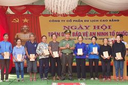 Ngày hội Toàn dân bảo vệ an ninh Tổ quốc tại các xã