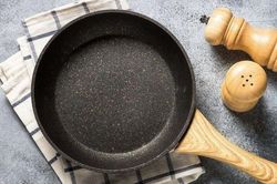 Bí quyết sử dụng chảo chống dính để giữ cho lớp phủ luôn bền lâu