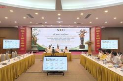 Tôn vinh doanh nhân với tiêu chí đổi mới và trách nhiệm xã hội