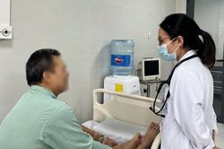 Ăn thịt chó nghi nhiễm bả chuột, bệnh nhân ung thư xuất huyết nguy kịch