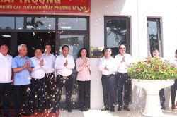 Thứ trưởng Trần Văn Thuấn: Chăm sóc người cao tuổi không thể chỉ bắt đầu khi có bệnh