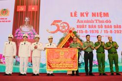 Toàn cảnh Lễ kỷ niệm 50 năm An ninh Thủ đô xuất bản số báo đầu tiên
