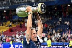 Ai cản nổi PSG?