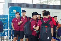 Đội tuyển Việt Nam lên đường sang Malaysia, chuẩn bị cho trận bán kết ASEAN Cup 2026