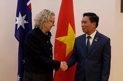 Phó Chủ tịch Quốc hội Nguyễn Doãn Anh gặp Phó Chủ tịch Hạ viện Australia