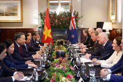[Ảnh] Tổng Bí thư, Chủ tịch nước Tô Lâm hội đàm chính thức với Thủ tướng New Zealand