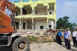Quyết liệt giải phóng mặt bằng, thi công tuyến đường bộ ven biển qua tỉnh Thanh Hóa