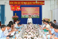 Đo&agrave;n kiểm tra, gi&aacute;m s&aacute;t số 228 của Bộ Ch&iacute;nh trị, Ban B&iacute; thư l&agrave;m việc tại x&atilde; Phước Thạnh v&agrave; phường Trảng B&agrave;ng (T&acirc;y Ninh)