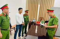 Tạm giữ hình sự tài xế côn đồ