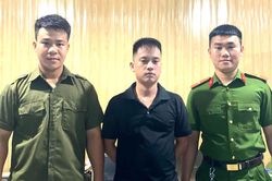Tóm người 'chơi' lẫn kẻ bán