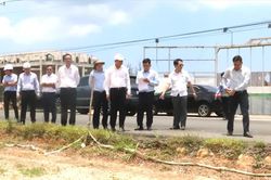 TPHCM khảo sát, gỡ vướng các dự án giao thông trọng điểm