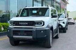 [GALLERY] Toyota Land Cruiser FJ khan hàng, đại lý 'kèm lạc' thêm 50 triệu