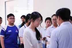 Điểm chuẩn cao chót vót, thủ khoa vẫn có thể trượt đại học Sư phạm TPHCM