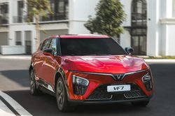 Từ thành thị đến vùng cao, chủ xe VinFast tự tin đi đâu cũng có thể sạc điện