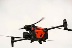 Muốn sử dụng drone, flycam phải đáp ứng các điều kiện như thế nào?