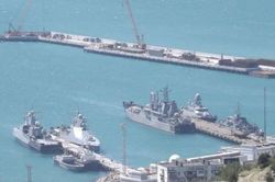 Ukraine tập kích nhiều tàu chiến Nga ở Novorossiysk