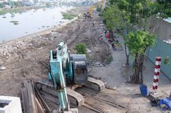 TPHCM bối rối vì 17 triệu m3 bùn nạo vét kênh rạch chưa có chỗ đổ