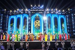 111 người đẹp quốc tế hội tụ tại Quảng Ninh trong đ&ecirc;m khai mạc Miss World 2026