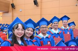 Một trường đại học có 56 thí sinh 30 điểm, trong đó 55 em cùng vào 1 ngành