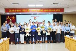Bảo vệ trẻ em không có nghĩa là ngăn các em sử dụng công nghệ