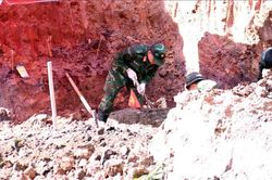 Đến ngày 13/8, đã phát hiện, quy tập 311 hài cốt liệt sĩ tại công viên Lê Thị Riêng