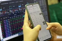 VN-Index áp sát 1.800 điểm, dòng tiền chững lại trước vùng kháng cự
