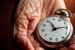 Cụ bà 111 tuổi tiết lộ bí quyết sống thọ: 3 điều bà nhất quyết không làm