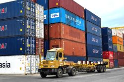 Trung chuyển 24 giờ nhưng thủ tục 5 ng&agrave;y, Đ&agrave; Nẵng phải gỡ n&uacute;t thắt n&agrave;o?