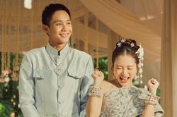 Phương Mỹ Chi đỏ mặt khi 'đám cưới'