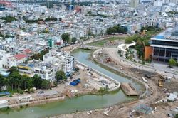 TP.HCM: 17,2 triệu m³ bùn nạo vét kênh rạch sẽ đổ ở đâu?
